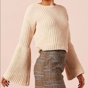 Trumpet sleeved sweater